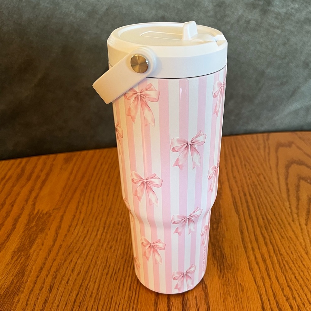 Hydrapeak Artesian Collection White w/Pink Stripes & Ribbons 32oz Tumbler